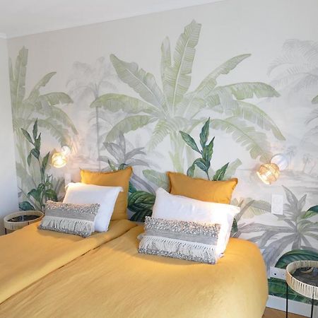 Les Agapanthes Bed & Breakfast Camphin-en-Pevele Exterior photo